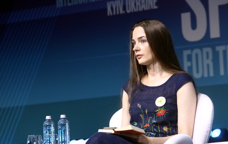 Activista ucraineană care conduce ONG-ul premiat cu Nobelul pentru Pace: „Unii oameni spun că nu tortura a fost cea mai grea, ci să-i audă pe alții când implorau să fie uciși”