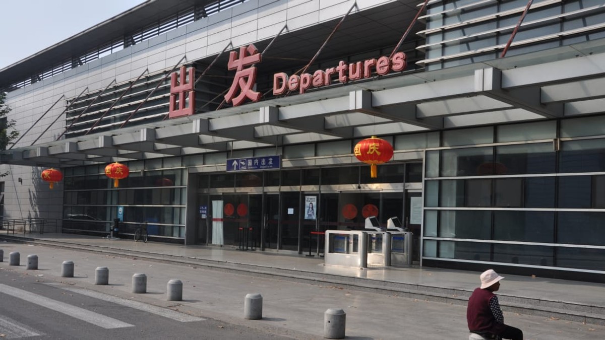Cel mai vechi aeroport din China și-a închis porțile după 109 ani
