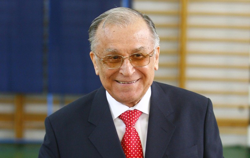 Imagini de la ultimele apariții ale lui Ion Iliescu. Cum arăta în 2022, când s-a întâlnit cu Ionuț Vulpescu, ultimul lui consilier prezidențial
