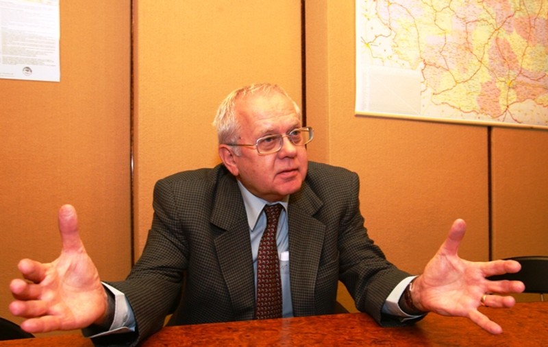 Victor Babiuc a murit. Fostul ministru al Apărării avea 84 de ani