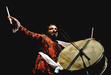 Damian&amp;Brothers sustine concertul "Keeping the fire alive", cu ocazia Zilei Internationale a Drepturilor Omului si Deceniul de Incluziune a Romilor 2005-2015, la Teatrul Mic din Bucuresti, luni, 10 decembrie 2007. CARMEN OBREJA / MEDIAFAX FOTO