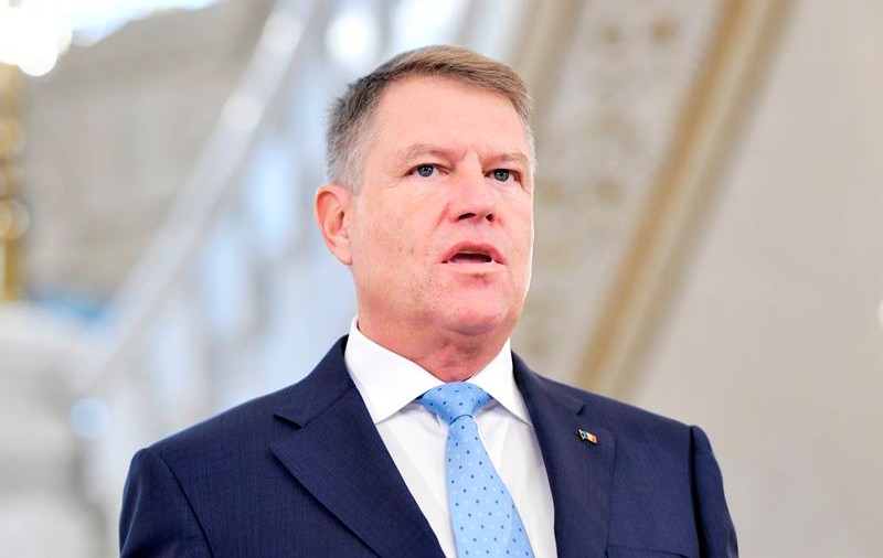 Klaus Iohannis, mesaj de Ziua Dezrobirii Romilor: „Statul român recunoaşte suferinţele îndurate timp de secole de romi şi aduce un omagiu victimelor discriminării”