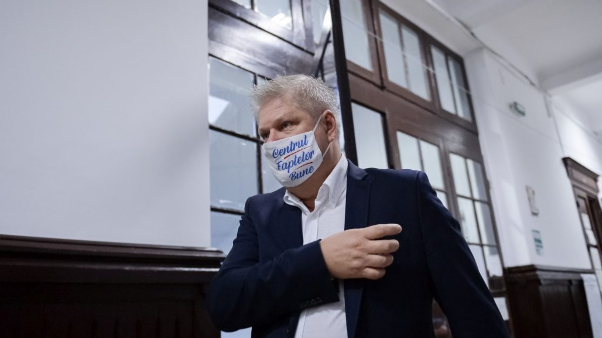 VIDEO Dan Tudorache: “Am solicitat Biroului Electoral Central renumărarea voturilor”. Clotilde Armand sesizează Parchetul General