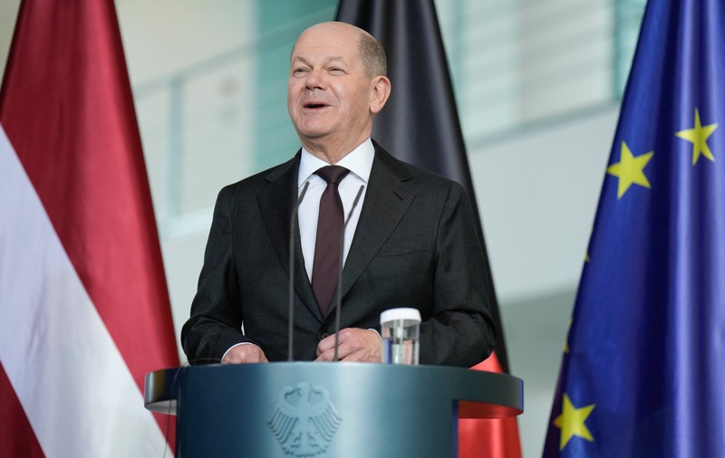 Uniunea Europeană are nevoie de o colaborare militară mai strânsă, transmite Olaf Scholz