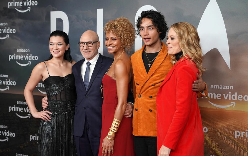 Serialul „Star Trek: Picard”, afectat de un focar de COVID: peste 50 de membri ai echipei de producție, infectați