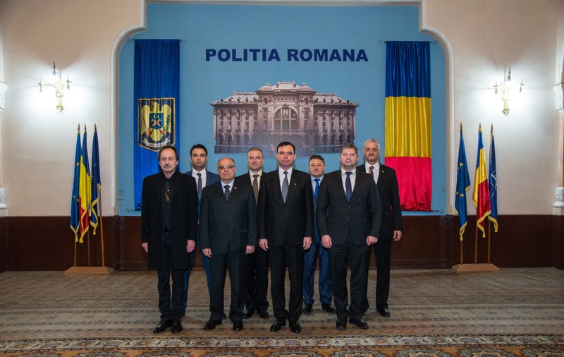 Șeful Poliției Române, Bogdan Despescu, decorat de ministrul de Interne din Ungaria