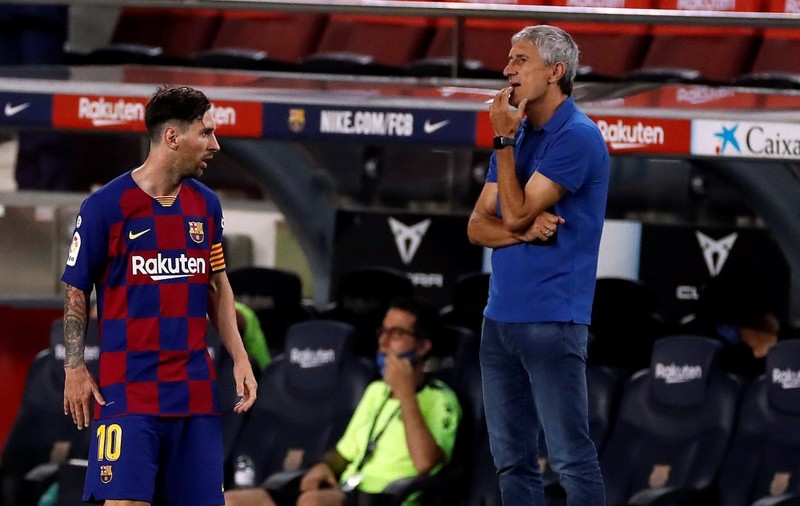 Antrenorul Quique Setien a fost demis de la Barcelona după umilința cu Bayern München
