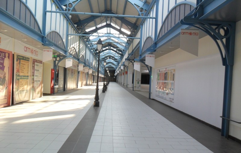Asta da SURPRIZĂ. Un mall din România a fost vândut chinezilor şi se transformă în fabrică
