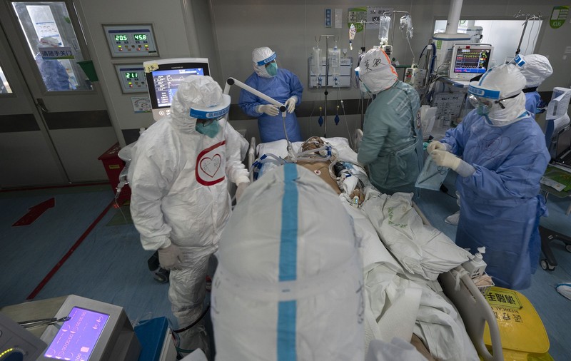 Focar COVID la Căminul pentru Persoane Vârstnice Craiova. 100 de bătrâni și 26 de angajați, infectați cu coronavirus
