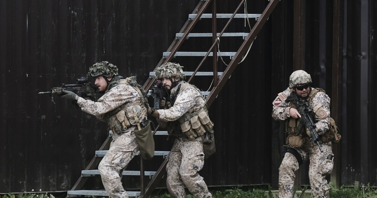 Manevre militare în Letonia, în septembrie 2021. FOTO: EPA