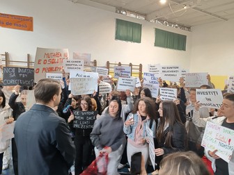 Protest la Liceul Tehnologic de Vest din Timișoara. Foto: Facebook Liceul Tehnologic de Vest