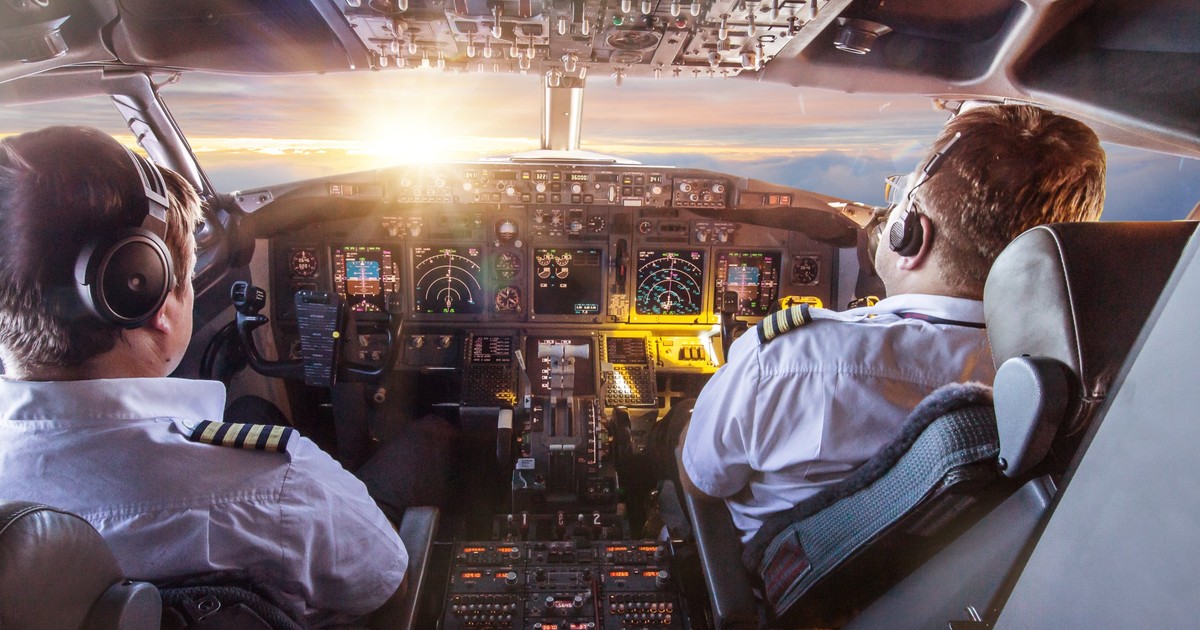 Cum ajungi pilot de avion - imagine din cabina unui avion