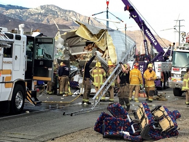 13 morţi într-un accident de autobuz California