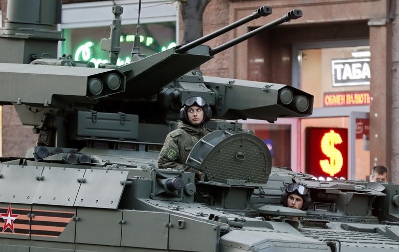 „Mașina ucigașă” Terminator, trimisă pe frontul din Ucraina. „Poate lovi cinci ținte deodată”