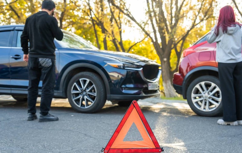 Ce trebuie să faci dacă ești implicat într-un accident de mașină. Ghid complet pentru obținerea despăgubirii