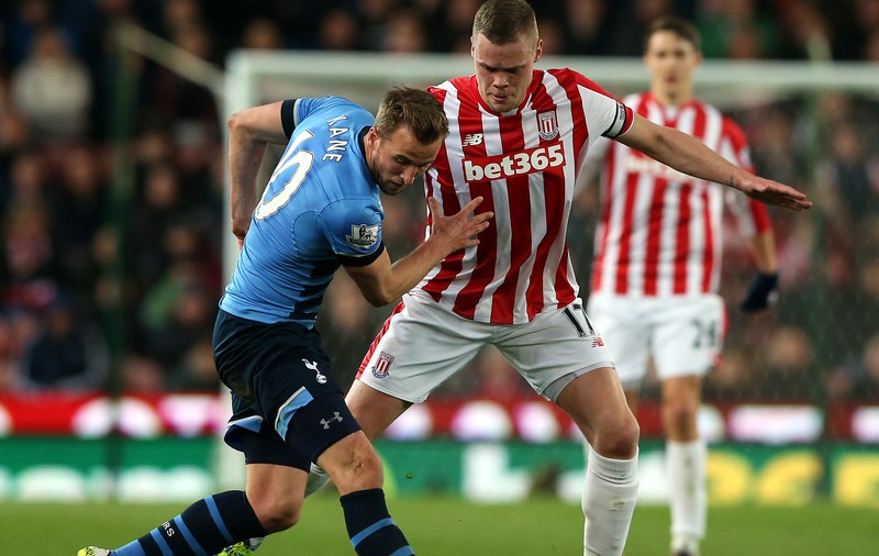 Anglia, etapa a 34-a. Leicester s-a împiedicat acasă, Tottenham a redus diferenţa faţă de lider / VIDEO
