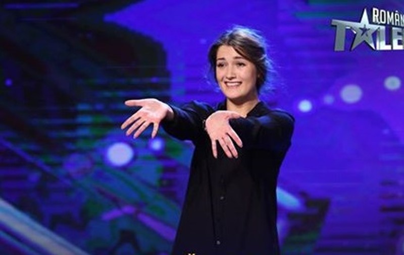 Povestea de viață impresionantă a concurentei de la Românii au talent. Coco a fost abandonată și trăiește o dramă zi de zi