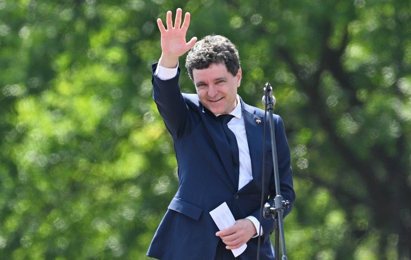 Nicușor Dan are o cotă de încredere foarte bună după ce a devenit președinte. Cine sunt următorii politicieni preferați de români - sondaj CURS