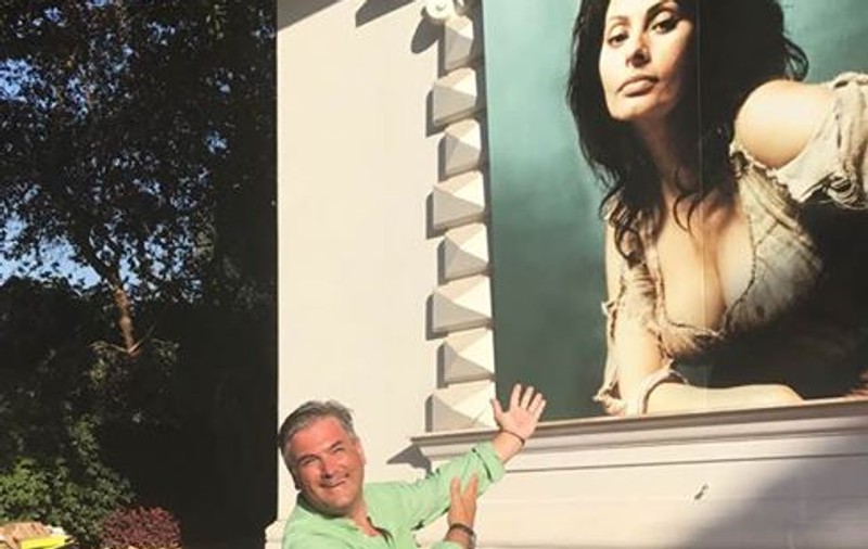 Mircea Radu a dat nas în nas cu actorul Armand Assante. Ce s-a întâmplat la Napoli