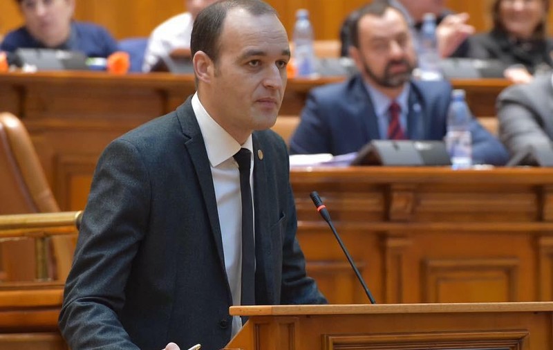 PNL anunţă că va contesta legea pensiilor la CCR. Vîlceanu: „Creează o discriminare între persoanele cu dizabilităţi”