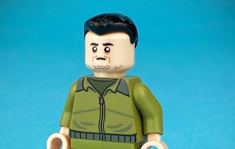 Figurină Lego cu Volodimir Zelenski, pentru a ajuta Ucraina. S-au strâns peste 145.000 de dolari