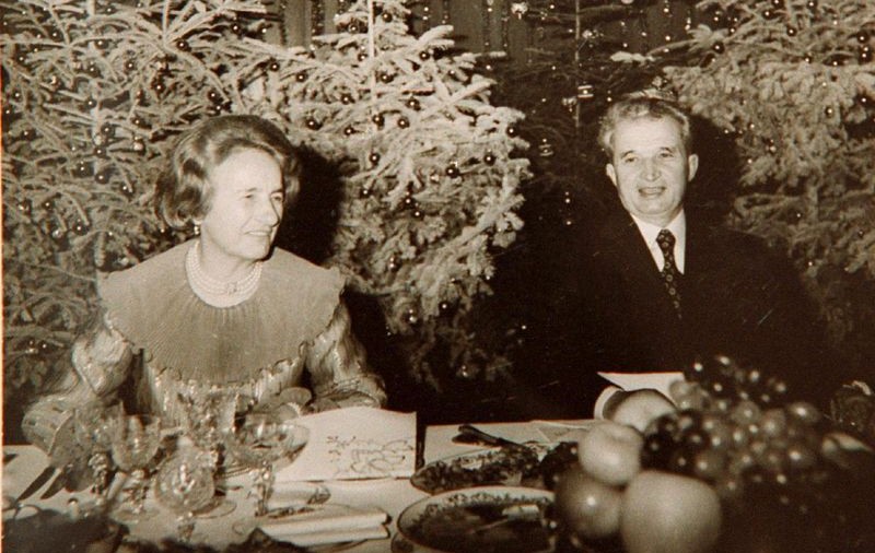 Tovarăşa Elena Ceauşescu ar fi făcut 90 de ani