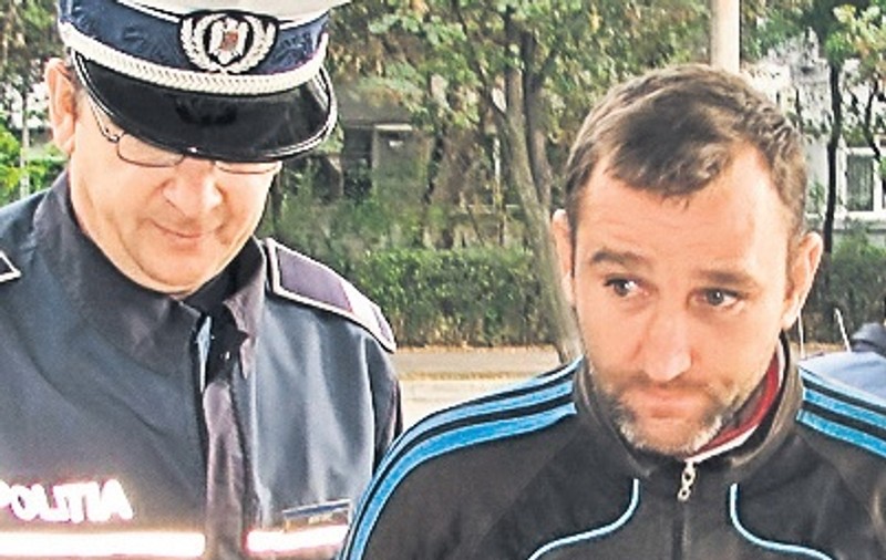 El i-a furat laptopul lui Dorinel!