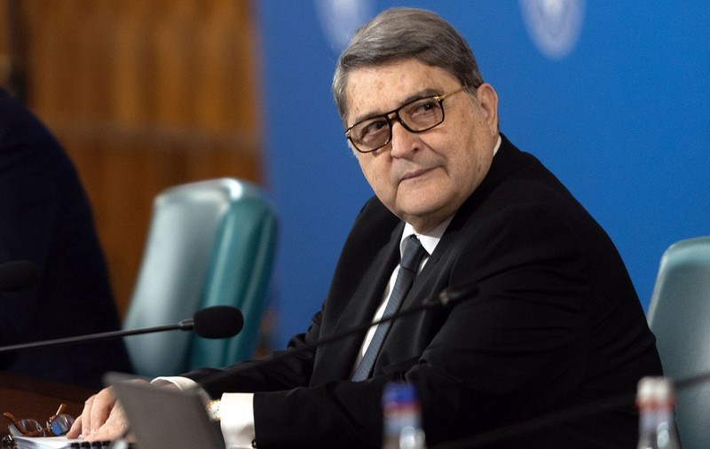 Marcel Ciolacu l-a amenințat pe Emil Hurezeanu cu revocarea: „Dacă mai face comentarii fără să mă consulte, pleacă acasă”