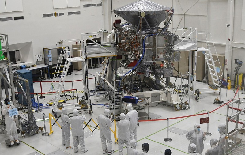 NASA va lansa luni misiunea spre luna Europa a lui Jupiter pentru a vedea dacă poate susține viața