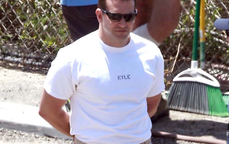 Îţi vine să crezi că ăsta e Bradley Cooper? Actorul s-a îngrăşat 20 de kilograme pentru un rol | FOTO