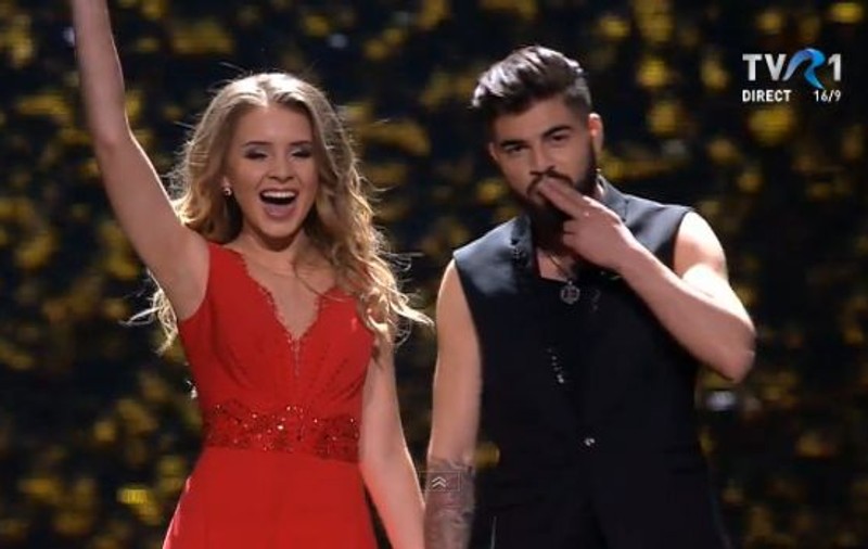 Echipa României la Eurovision, ținta glumelor . Alex și Ilinca au stârnit amuzamentul internauților