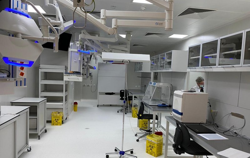 La Iaşi se vor putea realiza până la 600 de teste COVID – 19 pe zi. UMF ajută cu două aparate şi o echipă de cercetători