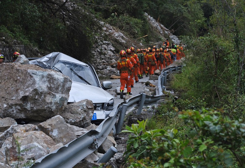 Cutremurul din provincia Chengdu a avut loc într-un moment în care cei 21 de milioane de locuitori se aflau sub o carantină strictă Foto: EPA