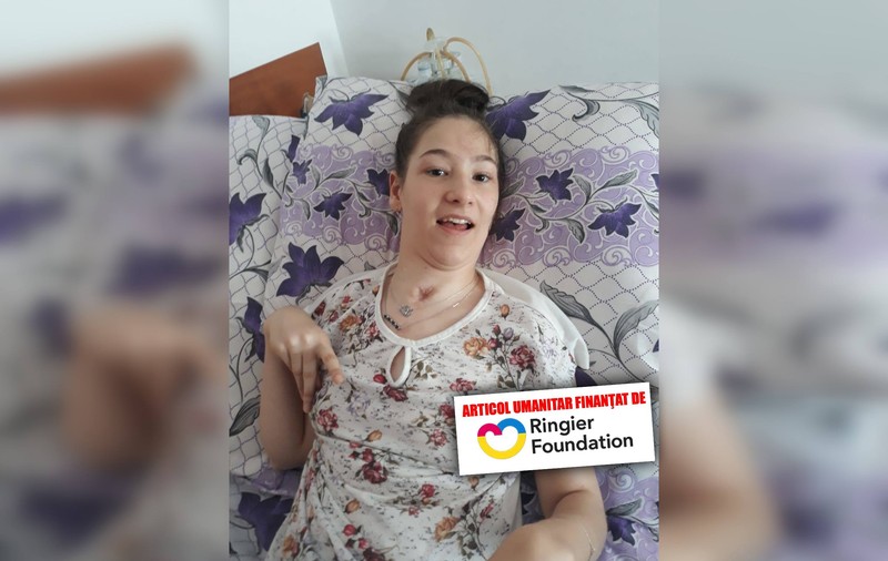 Cristina a rămas paralizată și nu vorbește după o operație pe cord. Fata are nevoie de 5.000 de euro pentru o injecție cu celule stem, singurul tratament care-i poate alina chinul