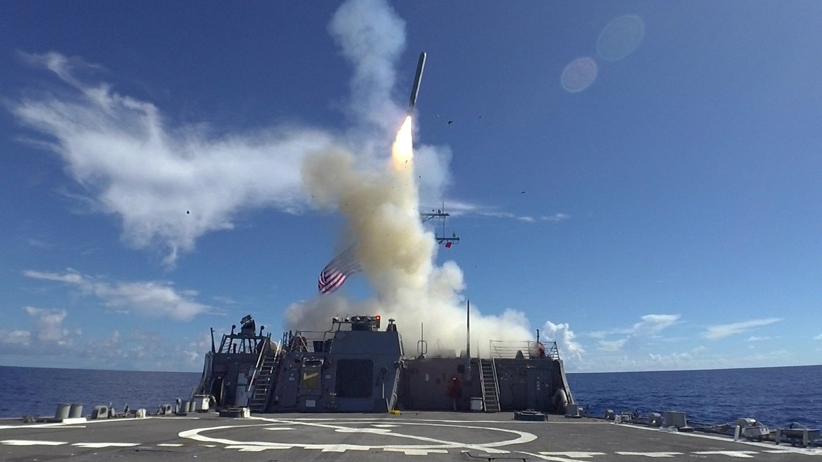 Rachetă Tomahawk lansată de pe o navă americană, în timpul unui exercițiu în Pacific, în 2019.