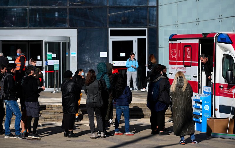 Număr fără precedent de decese de COVID raportate de Bulgaria și Ucraina