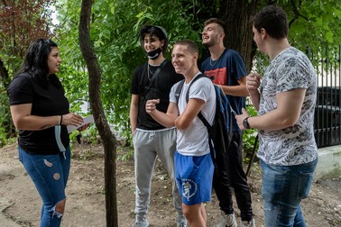 Alexandru Spătaru (cu pălărie) spune că a rezolvat toate subiectele