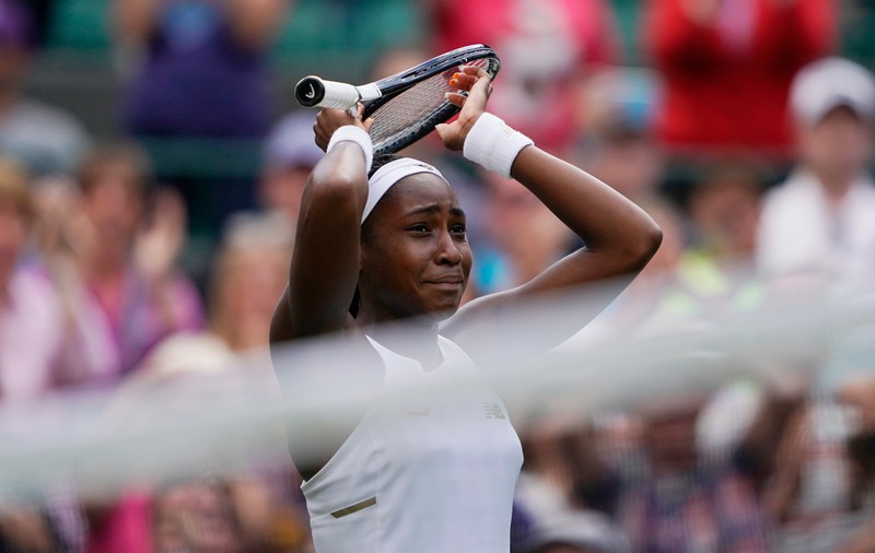 O jucătoare de 15 ani, noua senzație a tenisului. A eliminat-o la Wimbledon pe veterana Venus Williams, idolul ei!