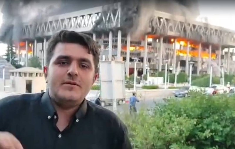 Momentul în care televiziunea de stat iraniană a fost lovită în timpul unei transmisiuni TV în direct
