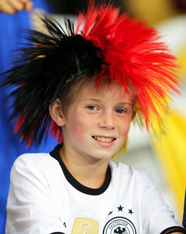 Euro 2016. Ritualul dezgustător al lui Low. Antrenorul german și-a pus mâna în zona intimă, apoi și-a mirosit degetele! / VIDEO