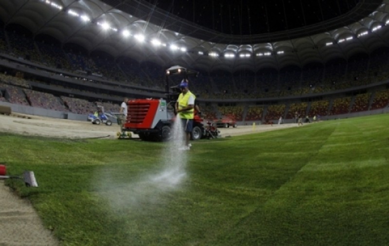 Incredibil, meciul România - Andorra, din preliminariile CM 2014, se joacă la Arena Naţională, pe gazon sintetic!