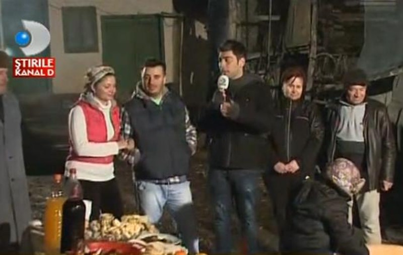 Liviu Guţă a tăiat porcul după tradiţie | FOTO