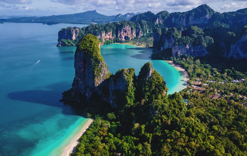 Fără viză în Thailanda pentru români, de la 1 iunie. Schimbare și privind durata pe care o poți petrece în țară