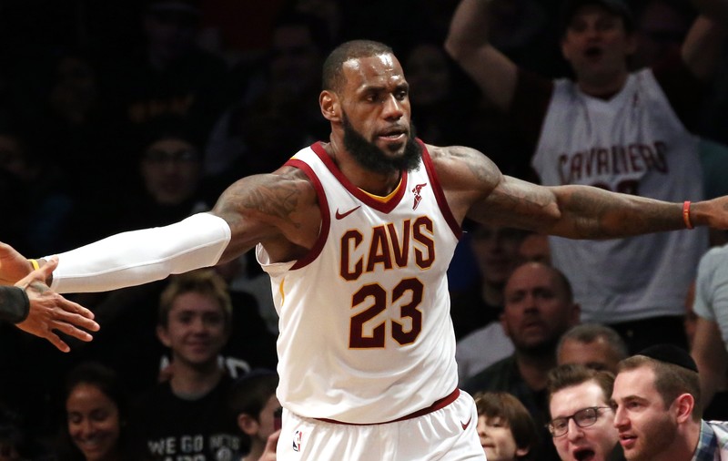Melania Trump îi ia apărarea lui LeBron James după ce a fost insultat de soțul ei