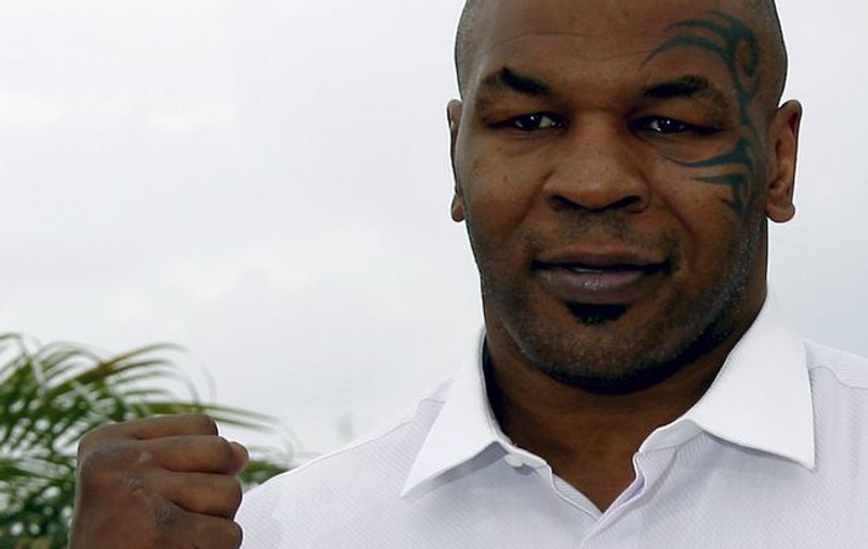 Mike Tyson s-a căsătorit, la două săptămâni după ce  fiica lui a murit