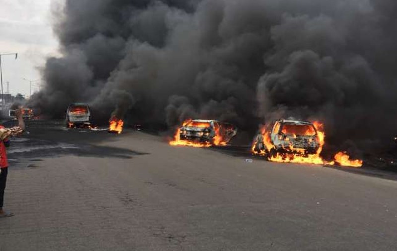 O benzinărie a explodat în Nigeria. 35 de persoane au murit, iar peste 100 au fost rănite
