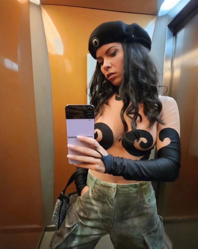 INNA, izolată 16 zile într-o casă pentru proiectul ei special: „Facem muzică și sunt încântată că pot să împărtășesc fanilor mei întreaga experiență”