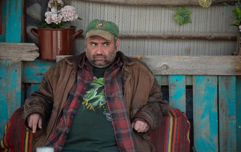 „Las Fierbinți” sezonul 21 începe în această seară la Pro TV. Ce spune actorul și scenaristul Adrian Văncică. „Crezi că e ușor să mai găsești situații noi?”