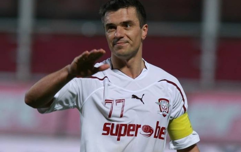 Pancu poartă pe dedesubt tricoul lui Alexa / Al. Ioniţă a adus prima victoria a Rapidului în 2012