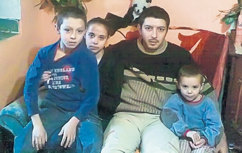 «Ajutaţi-mi familia să nu moară de foame!»